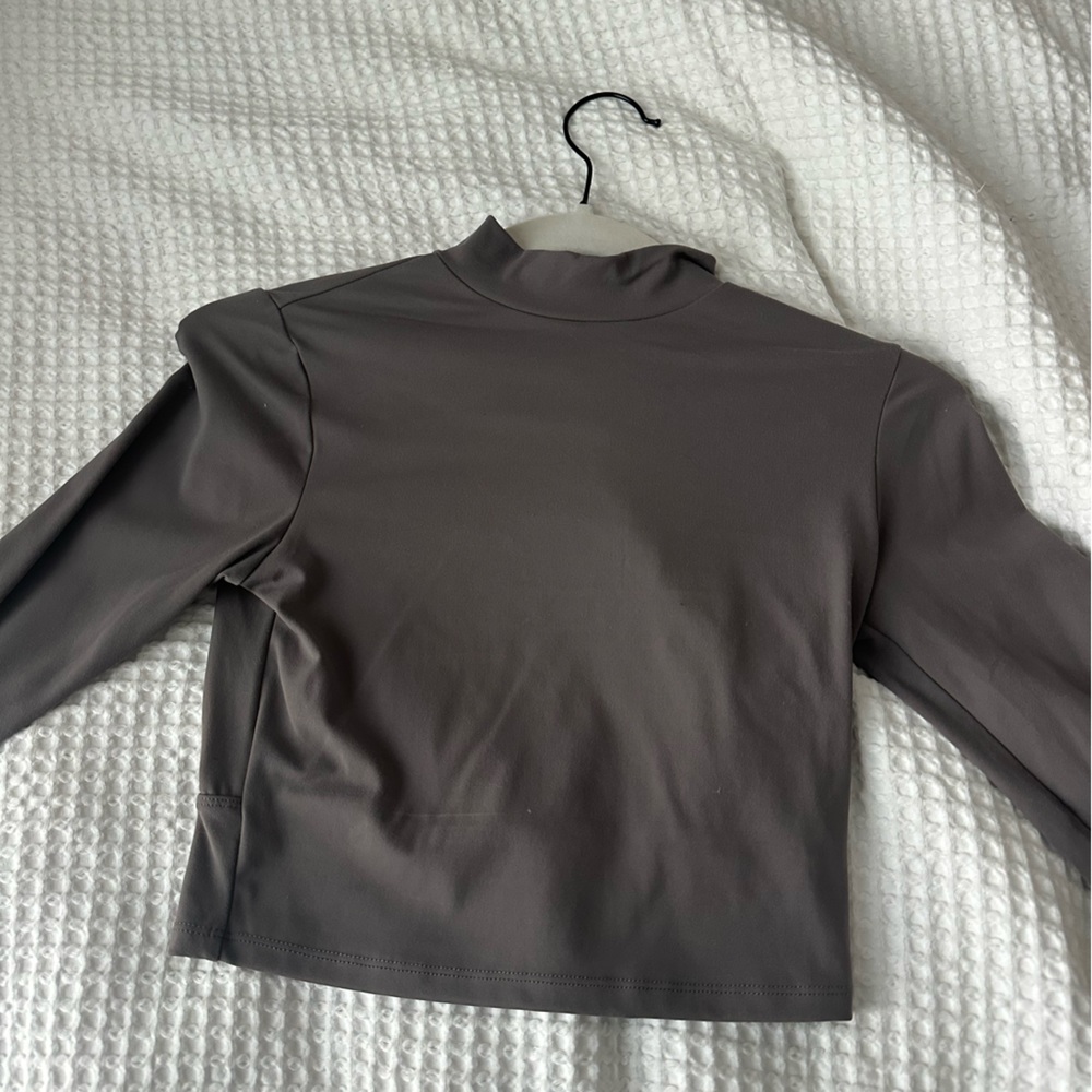 GARAGE gray long sleeve